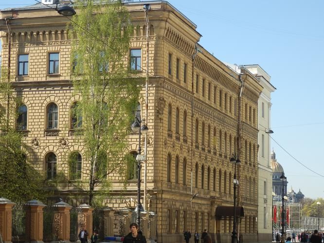 Из жизни одного императора: в гости к истории и судьбе