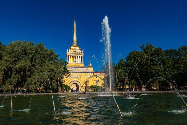 Автобус| От Волги к Неве: путешествие из Самары в Петербург